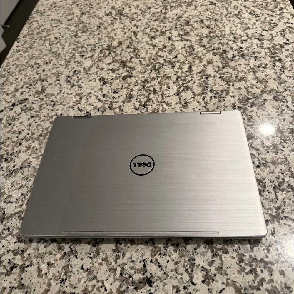Dell Inspiron 15-7579 (Pen & Touch supported)